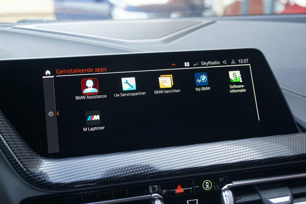 BMW 1-serie 118i Executive Edition + HARMAN KARDON / CAMERA / STOELVERWARMING