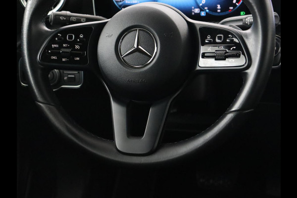 Mercedes-Benz A-Klasse 180 Business Solution | Carplay | Camera | Adaptive cruise | Automaat | Navigatie | Lane asssist | LED | Stoelverwarming