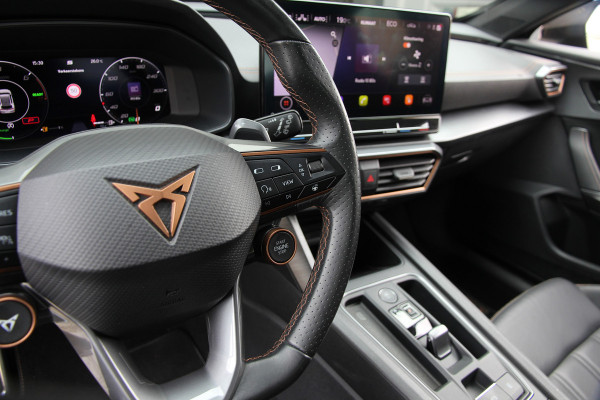 CUPRA Formentor 1.4 e-Hybrid VZ Copper Edition | ACC | 360 | Trekhaak | Memory | Keyless | 19