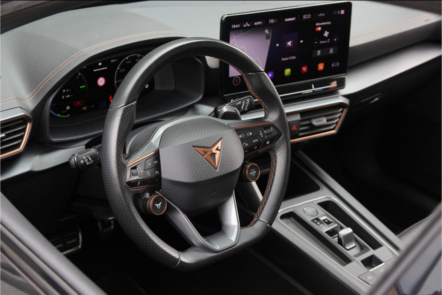 CUPRA Formentor 1.4 e-Hybrid VZ Copper Edition | ACC | 360 | Trekhaak | Memory | Keyless | 19
