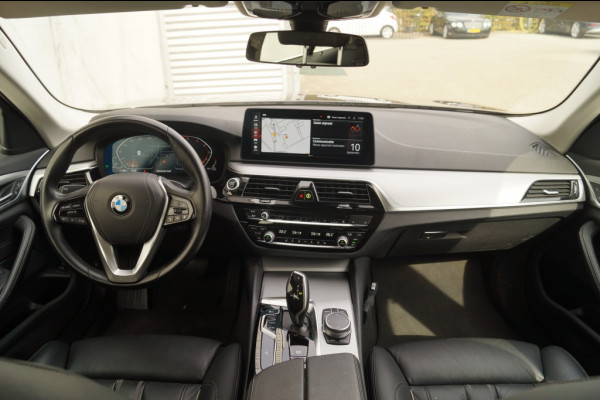BMW 5 Serie Touring 520i 184pk Automaat High Executive Edition -LEER-