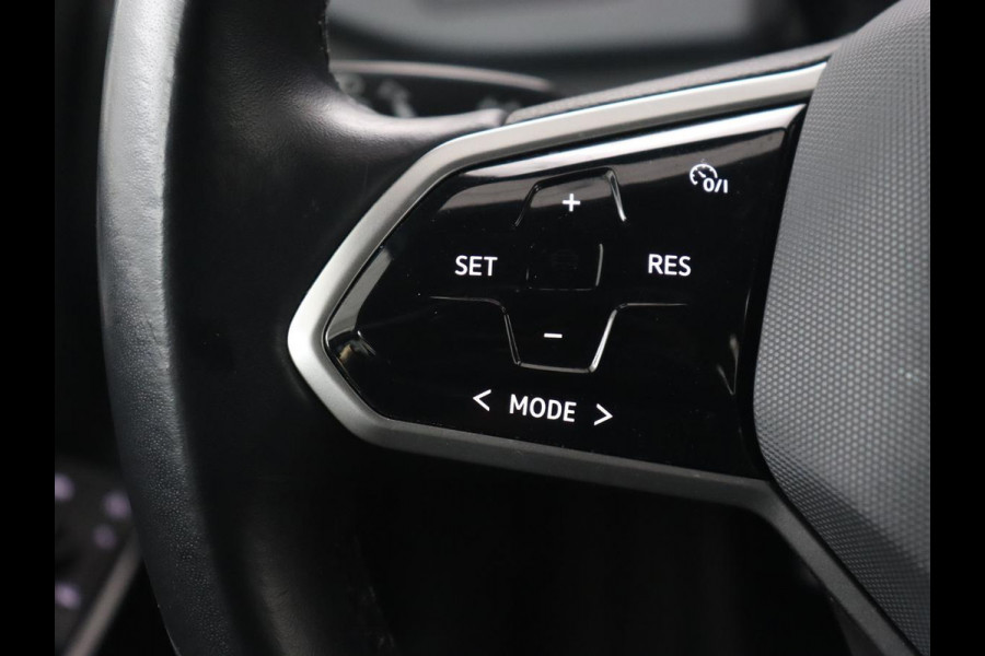 Volkswagen ID.3 Life 58 kWh | Carplay | Sfeerverlichting | Cruise Control | Stoelverwarming | Stuurverwarming | Parkeersensor | Navigatie | Climate controle