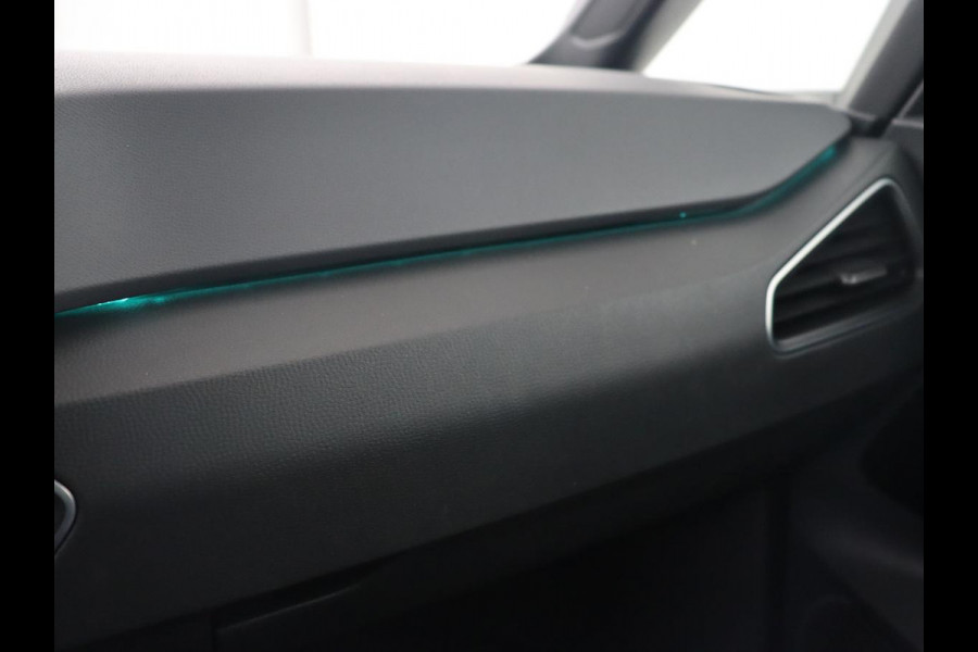 Volkswagen ID.3 Life 58 kWh | Carplay | Sfeerverlichting | Cruise Control | Stoelverwarming | Stuurverwarming | Parkeersensor | Navigatie | Climate controle