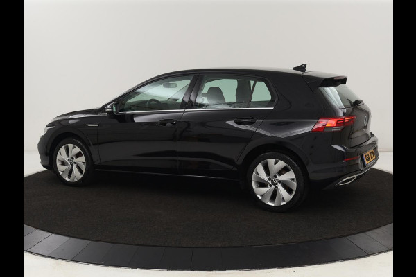 Volkswagen Golf 1.5 TSI | Carplay | Navigatie | Sfeerverlichting | Memory | Sportstoelen | Stoelverwarming | LED | Lane assist | Adaptive cruise | Climate control