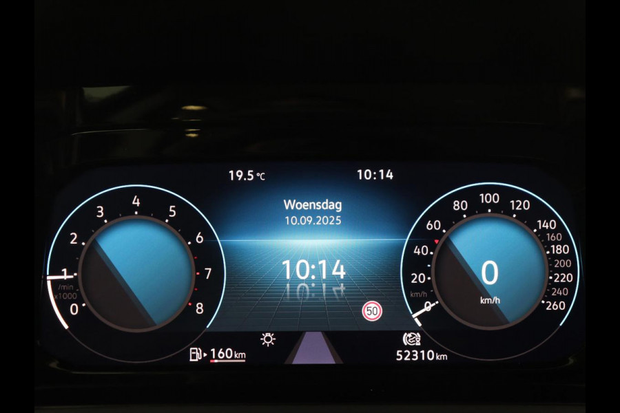 Volkswagen Golf 1.5 TSI | Carplay | Navigatie | Sfeerverlichting | Memory | Sportstoelen | Stoelverwarming | LED | Lane assist | Adaptive cruise | Climate control