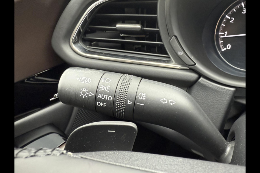 Mazda CX-30 2.0 e-SkyActiv-G M Hybrid Luxury | Automaat | LEER | BOSE| 360 CAMERA | HEAD UP DISPLAY |