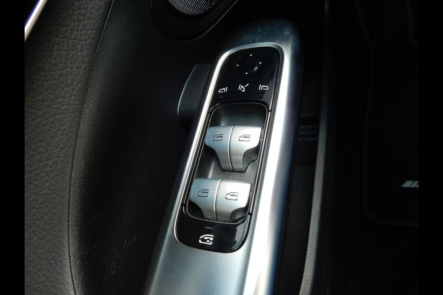 Mercedes-Benz C-Klasse Estate 200 AMG LINE*LED VERL*LEDER*360 CAM*NAVI*
