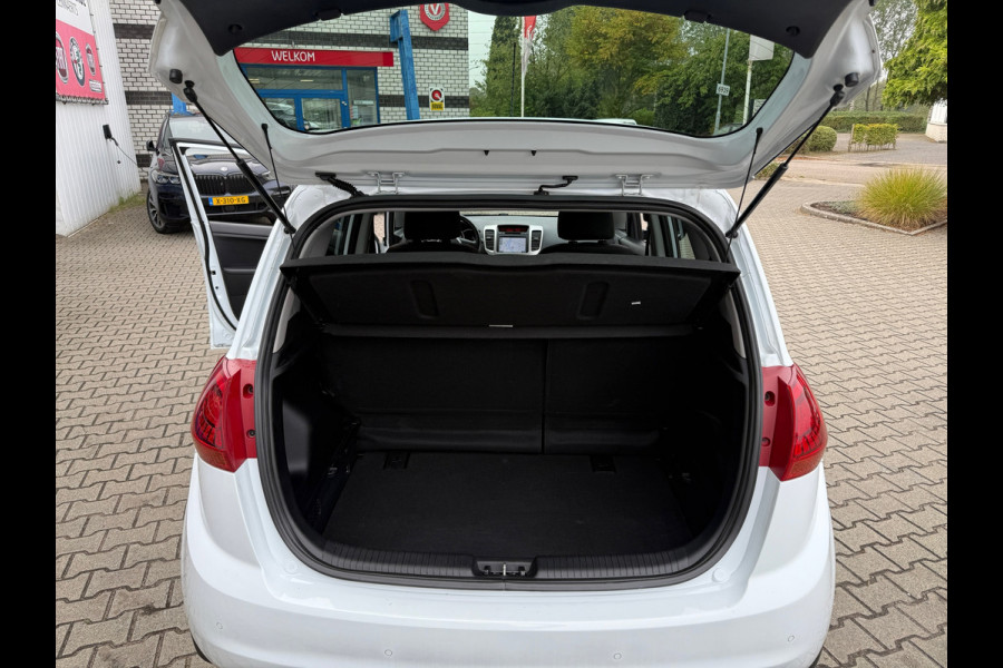 Kia Venga 1.6 CVVT DynamicLine Automaat (BOVAG/RIJKLAARPRIJS)
