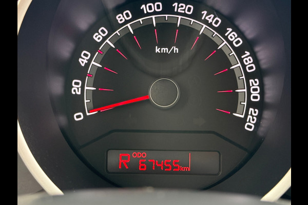 Kia Venga 1.6 CVVT DynamicLine Automaat (BOVAG/RIJKLAARPRIJS)
