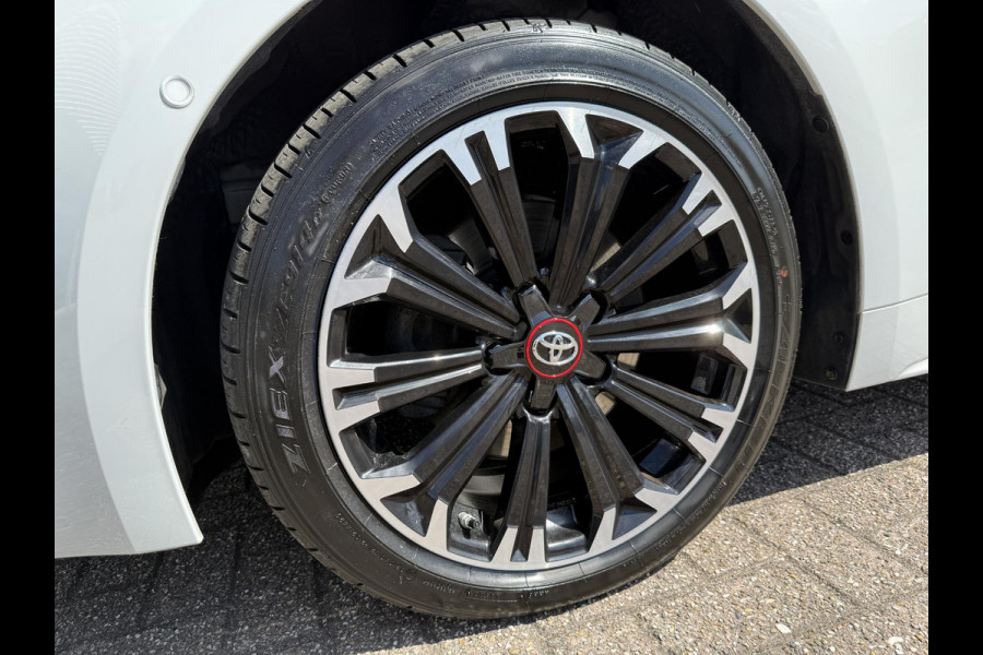 Toyota Corolla 2.0 Hybrid GR-Sport | ZOMERDEALS | CAMERA | CARPLAY | KEYLESS |