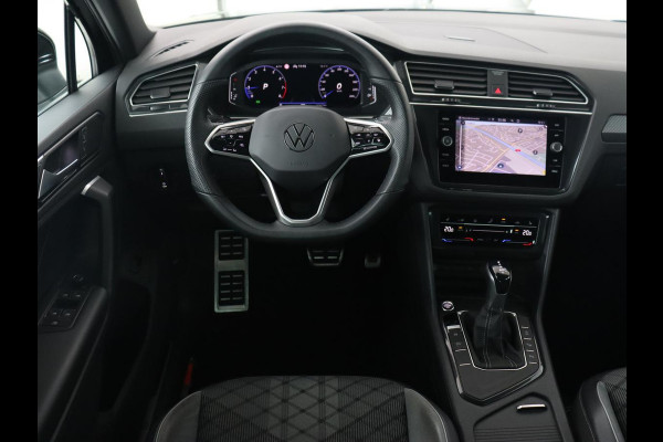 Volkswagen Tiguan 1.5 TSI R-Line Business+ | Automaat | Trekhaak | Carplay | Stoelverwarming | Stuurverwarming | Adaptive Cruise | LED | Sfeerverlichting | Climate controle | LMV 20 inch