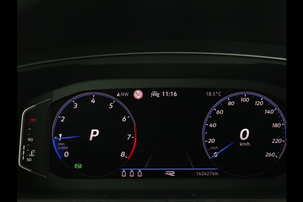 Volkswagen Tiguan 1.5 TSI R-Line Business+ | Automaat | Trekhaak | Carplay | Stoelverwarming | Stuurverwarming | Adaptive Cruise | LED | Sfeerverlichting | Climate controle | LMV 20 inch