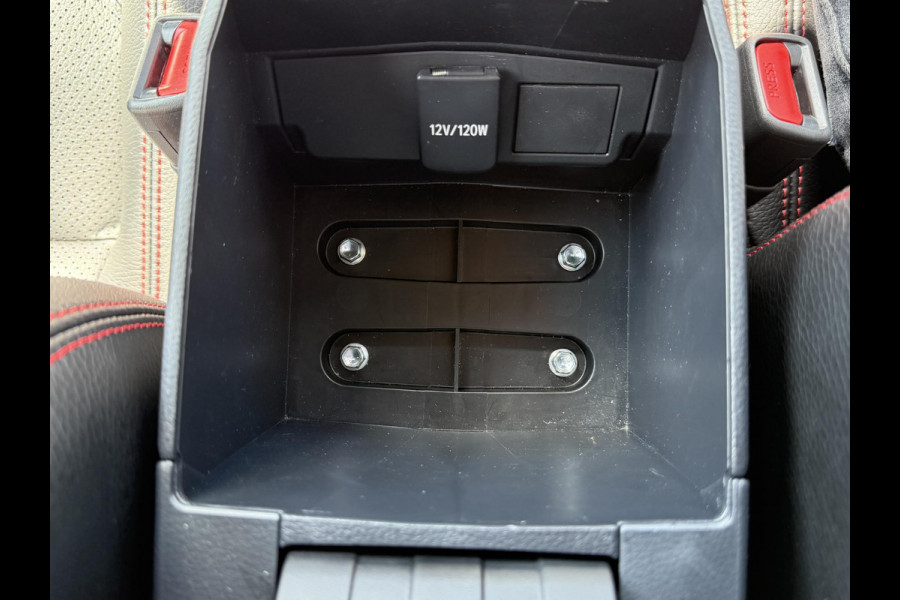 Toyota Corolla 2.0 Hybrid GR-Sport | ZOMERDEALS | CAMERA | CARPLAY | KEYLESS |