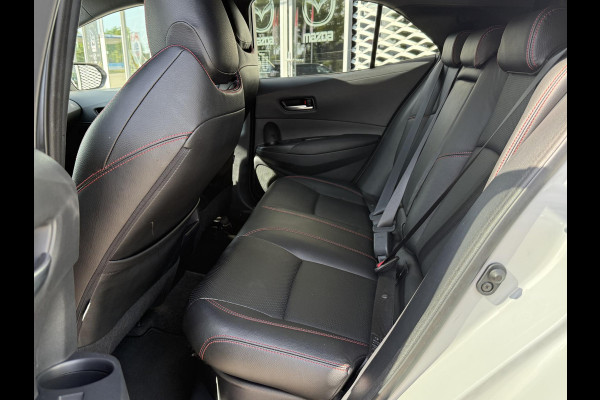 Toyota Corolla 2.0 Hybrid GR-Sport | ZOMERDEALS | CAMERA | CARPLAY | KEYLESS |