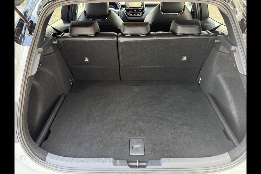 Toyota Corolla 2.0 Hybrid GR-Sport | ZOMERDEALS | CAMERA | CARPLAY | KEYLESS |