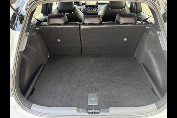 Toyota Corolla 2.0 Hybrid GR-Sport | ZOMERDEALS | CAMERA | CARPLAY | KEYLESS |