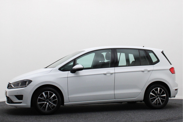 Volkswagen Golf Sportsvan 1.2 TSI Business Edition Connected Climate, Cruise, Navigatie, Bluetooth, Elektrisch Pakket, USB/AUX, 16''
