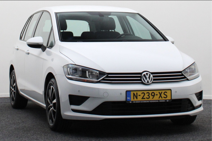 Volkswagen Golf Sportsvan 1.2 TSI Business Edition Connected Climate, Cruise, Navigatie, Bluetooth, Elektrisch Pakket, USB/AUX, 16''