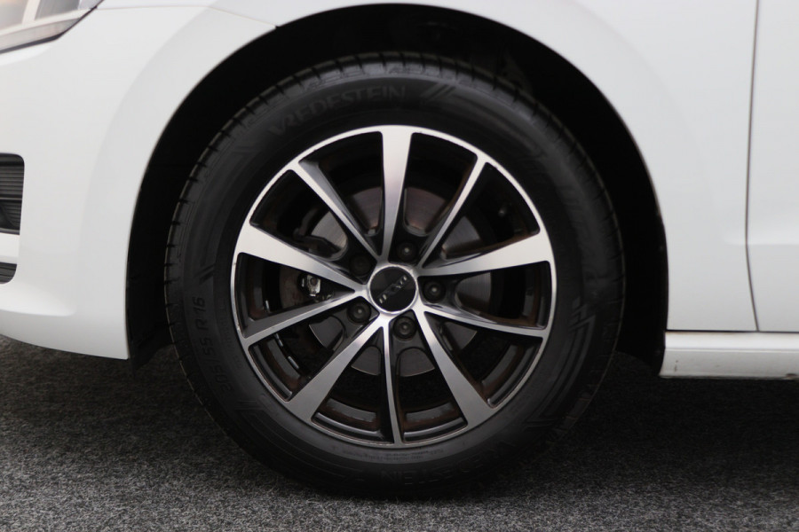 Volkswagen Golf Sportsvan 1.2 TSI Business Edition Connected Climate, Cruise, Navigatie, Bluetooth, Elektrisch Pakket, USB/AUX, 16''
