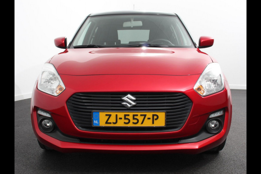 Suzuki Swift 1.2 Select Navigatie | Bluetooth | lichtmetalen velgen | airco | zwart dak