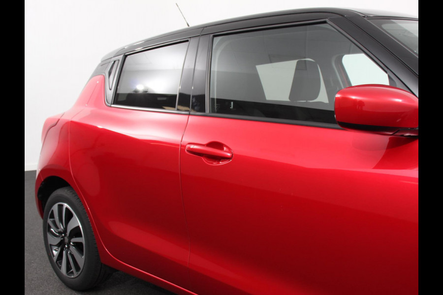 Suzuki Swift 1.2 Select Navigatie | Bluetooth | lichtmetalen velgen | airco | zwart dak