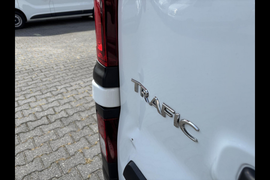 Renault Trafic 1.6 dCi L2H1*3PERS*CRUISE*HAAK*A/C*IMPERIAAL*