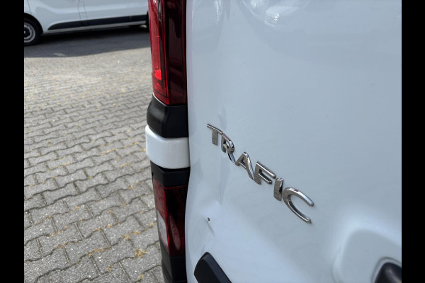 Renault Trafic 1.6 dCi L2H1*3PERS*CRUISE*HAAK*A/C*IMPERIAAL*