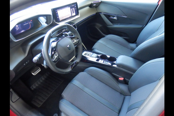 Peugeot 208 Hybrid e-DCS6 GT | 135pk | 360 Camera | Panoramadak |