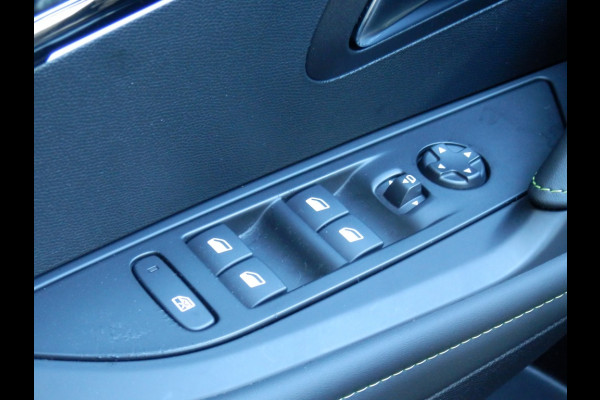 Peugeot 208 Hybrid e-DCS6 GT | 135pk | 360 Camera | Panoramadak |