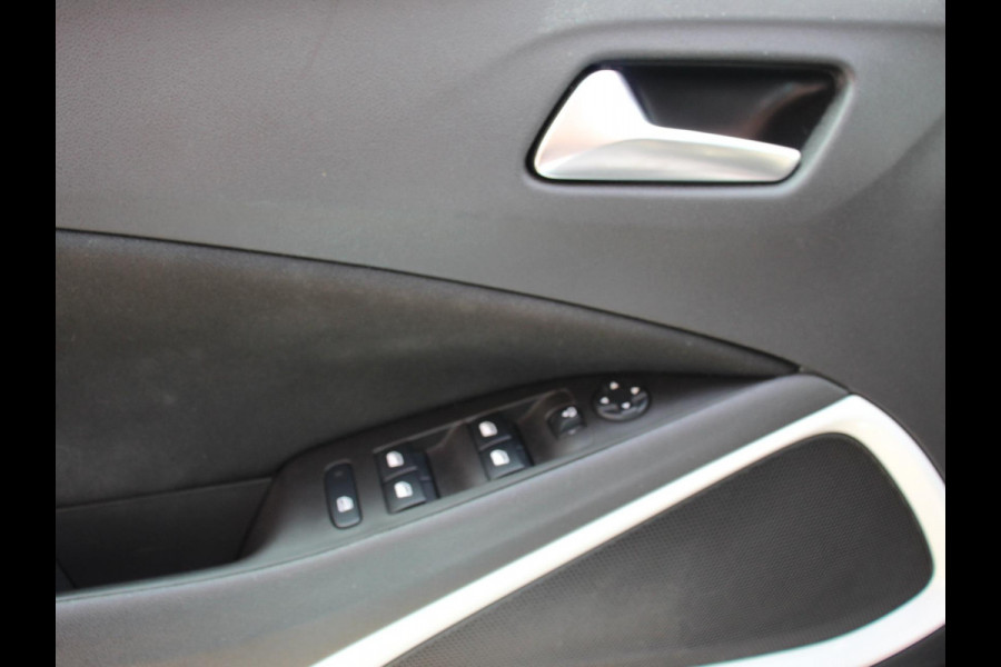 Opel Crossland X 1.2 Turbo Innovation Clima Control  Apple carplay / Andriod auto LM Velgen Two Tone