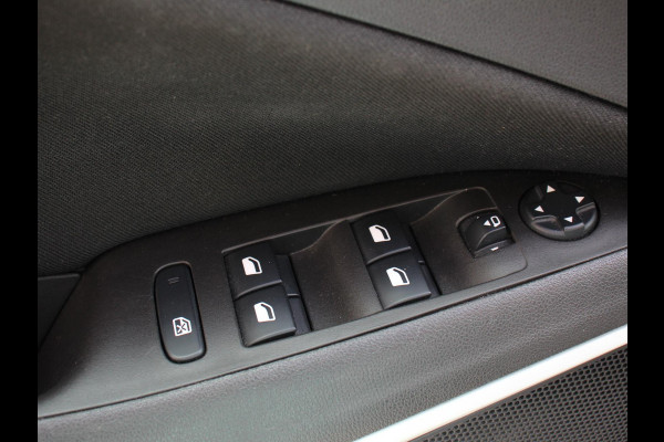 Opel Crossland X 1.2 Turbo Innovation Clima Control  Apple carplay / Andriod auto LM Velgen Two Tone