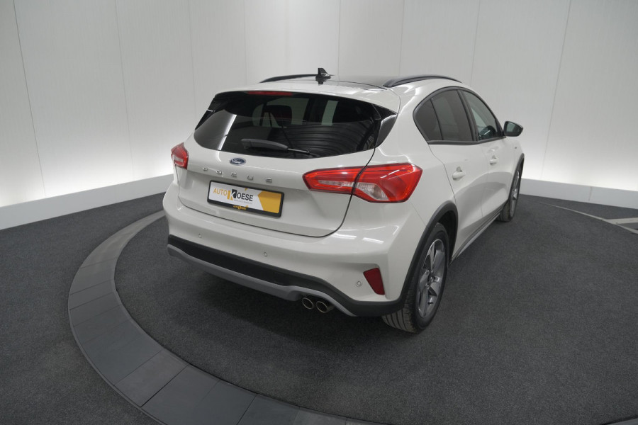 Ford Focus 1.5 EcoBoost Active Business | Lage Kilometerstand | Navigatie | Parkeersensoren | Apple Carplay