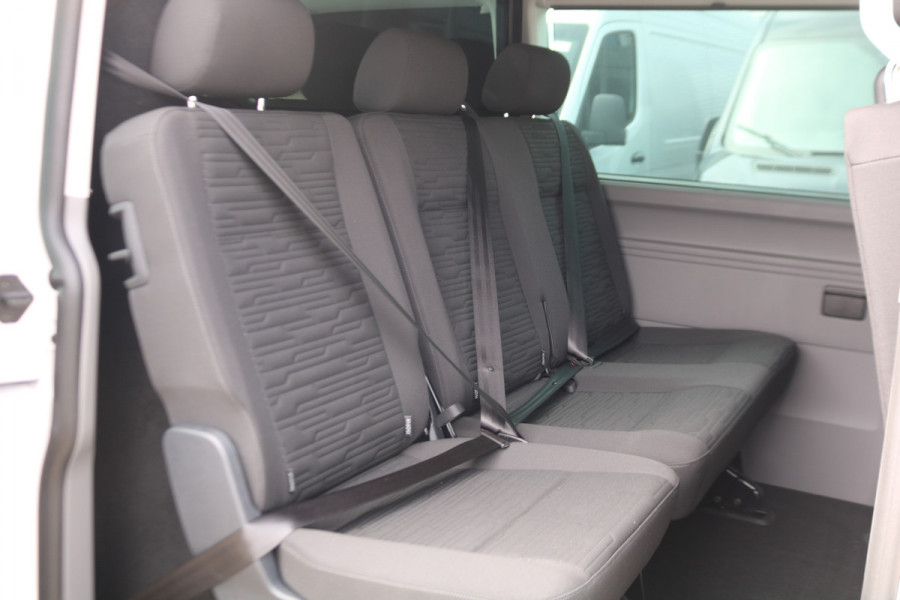 Volkswagen Transporter Caravelle 2.0 TDI 150pk L2 H1 Automaat