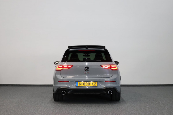 Volkswagen Golf 2.0 TSI GTI 245+PK LED+IQ/PANO/HALF ALCANTARA+S.VERWARMING/19"/CAM/LINE/ACC/ECC/12 MND GARANTIE!