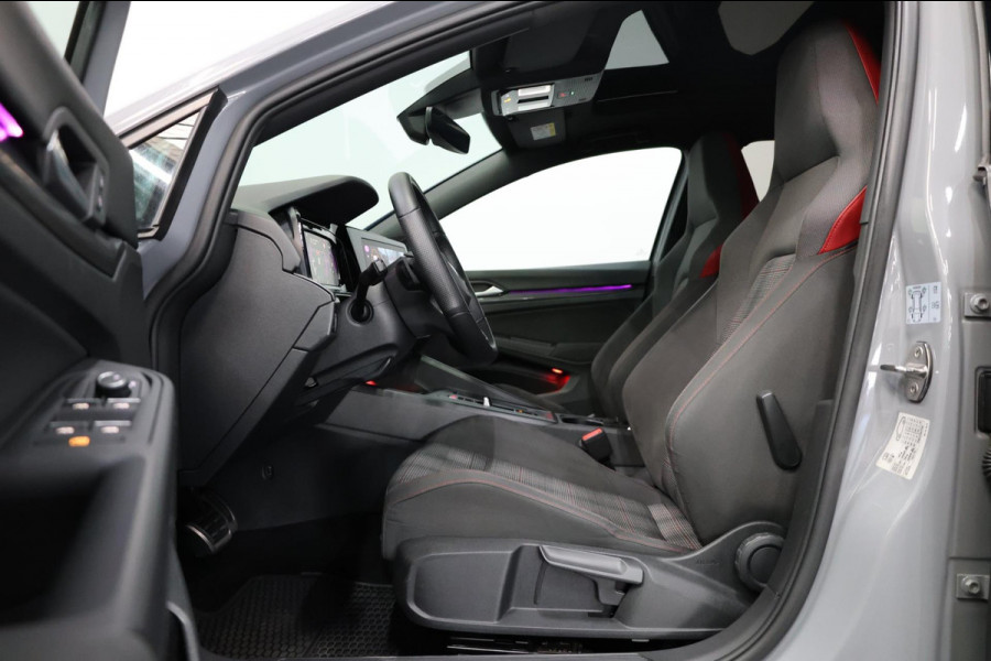 Volkswagen Golf 2.0 TSI GTI 245+PK LED+IQ/PANO/HALF ALCANTARA+S.VERWARMING/19"/CAM/LINE/ACC/ECC/12 MND GARANTIE!