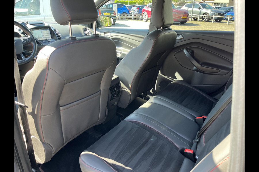 Ford Kuga 1.5 EcoBoost ST Line 184pk Automaat | Trekhaak | Winterpack | Achteruitrijcamera | SYNC 3 | Carplay, Android auto