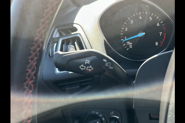 Ford Kuga 1.5 EcoBoost ST Line 184pk Automaat | Trekhaak | Winterpack | Achteruitrijcamera | SYNC 3 | Carplay, Android auto