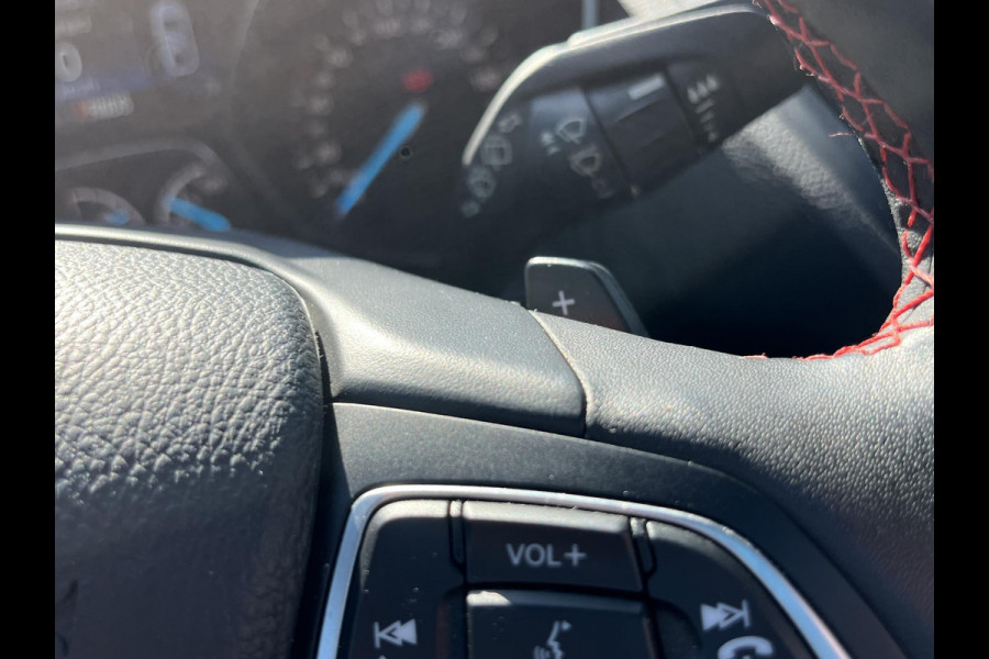 Ford Kuga 1.5 EcoBoost ST Line 184pk Automaat | Trekhaak | Winterpack | Achteruitrijcamera | SYNC 3 | Carplay, Android auto