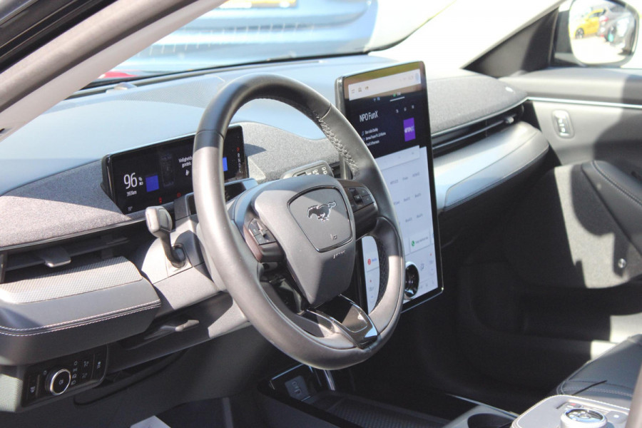 Ford Mustang Mach-E RWD 75 kWh 269pk | Technology Pack + | Adaptieve cruise | Winterpack |