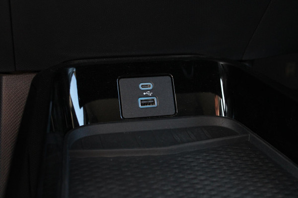 Ford Mustang Mach-E RWD 75 kWh 269pk | Technology Pack + | Adaptieve cruise | Winterpack |