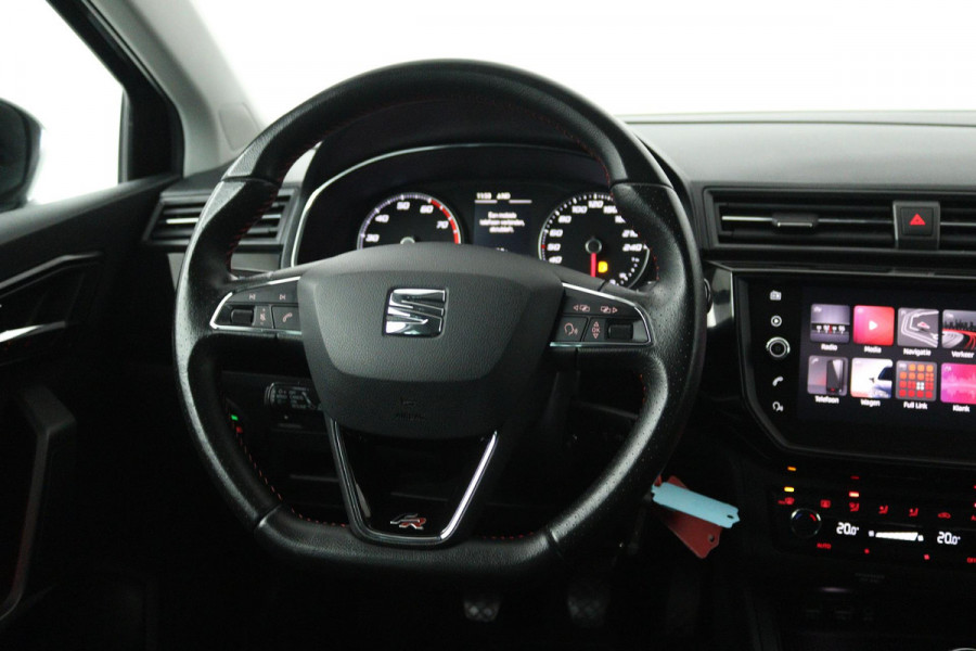 Seat Ibiza 1.0 TSI FR Business Intense (ACHTERUITRIJCAMERA, CRUISE CONTROL ADAPTIEF, NAVIGATIE CARPLAY, PARKEERSENSOREN)