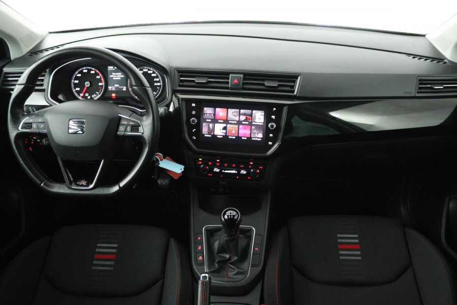 Seat Ibiza 1.0 TSI FR Business Intense (ACHTERUITRIJCAMERA, CRUISE CONTROL ADAPTIEF, NAVIGATIE CARPLAY, PARKEERSENSOREN)