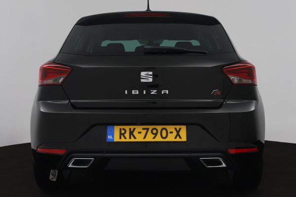 Seat Ibiza 1.0 TSI FR Business Intense (ACHTERUITRIJCAMERA, CRUISE CONTROL ADAPTIEF, NAVIGATIE CARPLAY, PARKEERSENSOREN)