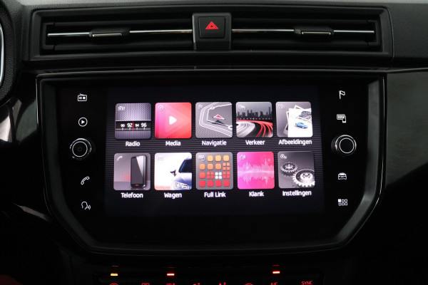 Seat Ibiza 1.0 TSI FR Business Intense (ACHTERUITRIJCAMERA, CRUISE CONTROL ADAPTIEF, NAVIGATIE CARPLAY, PARKEERSENSOREN)