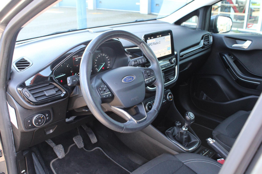 Ford Fiesta 1.5 TDCi Titanium | Trekhaak | Adaptive Cruise | Navigatie | Stoel + Stuurverwarming | Climate Control |