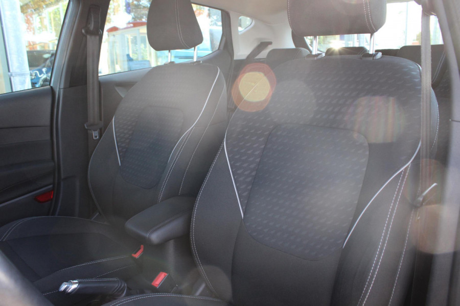 Ford Fiesta 1.5 TDCi Titanium | Trekhaak | Adaptive Cruise | Navigatie | Stoel + Stuurverwarming | Climate Control |