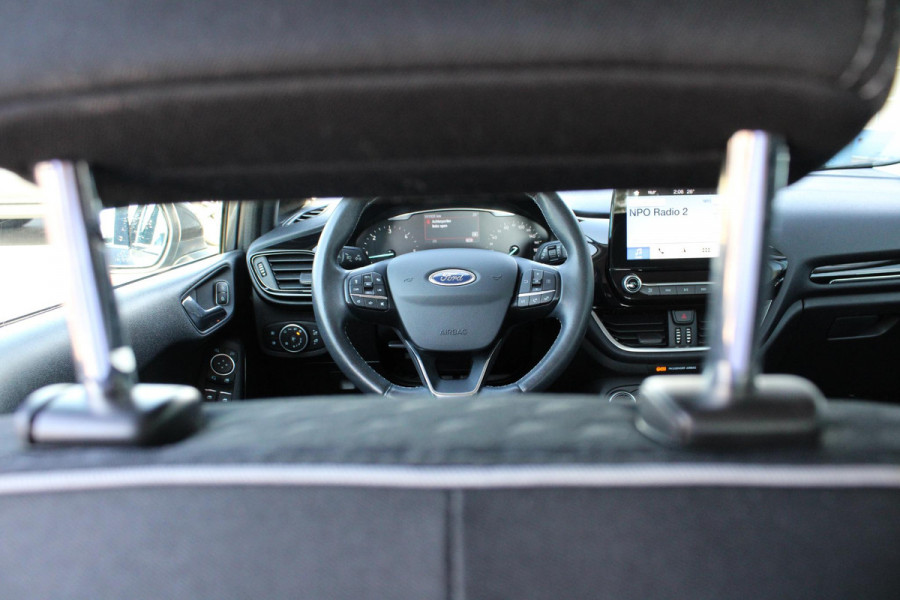 Ford Fiesta 1.5 TDCi Titanium | Trekhaak | Adaptive Cruise | Navigatie | Stoel + Stuurverwarming | Climate Control |