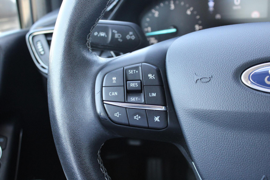 Ford Fiesta 1.5 TDCi Titanium | Trekhaak | Adaptive Cruise | Navigatie | Stoel + Stuurverwarming | Climate Control |