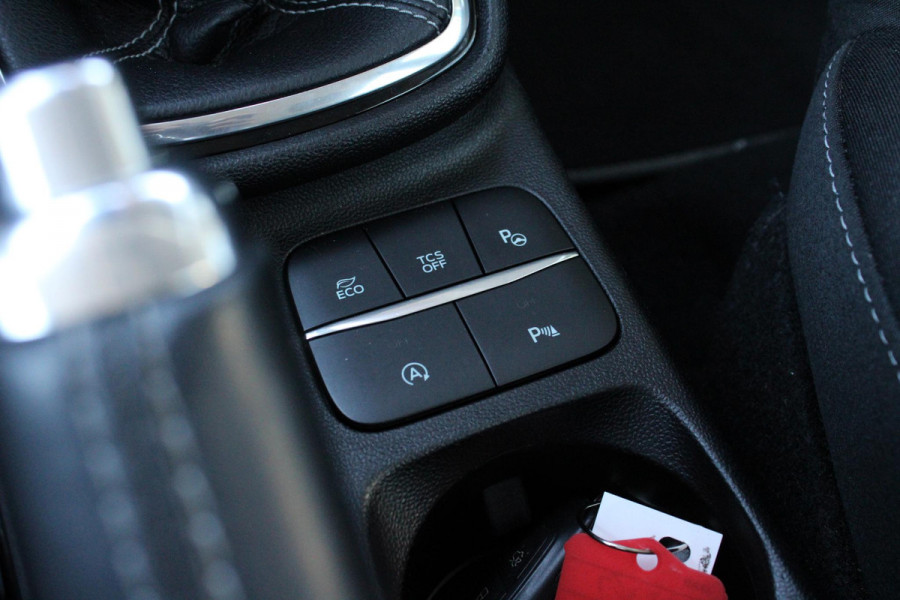 Ford Fiesta 1.5 TDCi Titanium | Trekhaak | Adaptive Cruise | Navigatie | Stoel + Stuurverwarming | Climate Control |