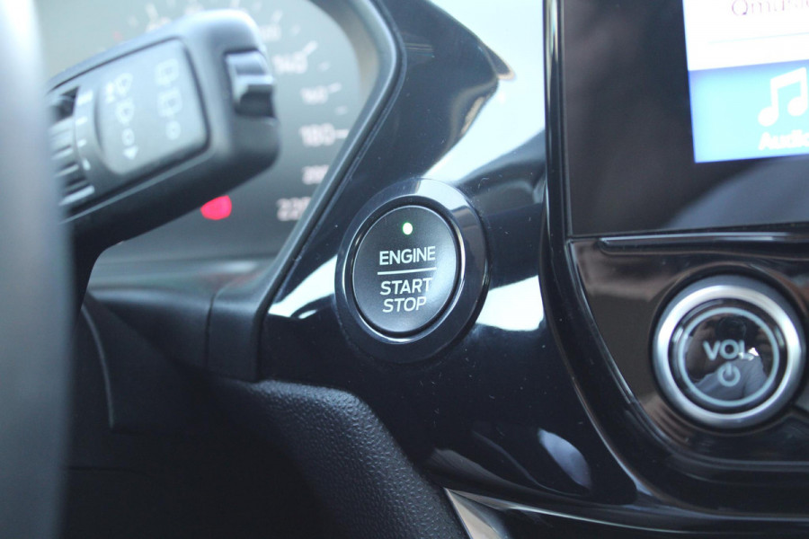 Ford Fiesta 1.5 TDCi Titanium | Trekhaak | Adaptive Cruise | Navigatie | Stoel + Stuurverwarming | Climate Control |